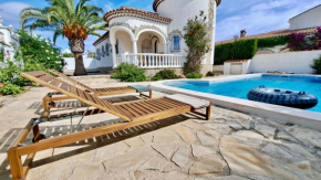 MEDDAYS VILLA SOL